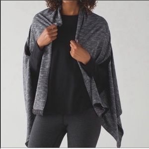 NEW lululemon athletica vinyasa scarf with tags